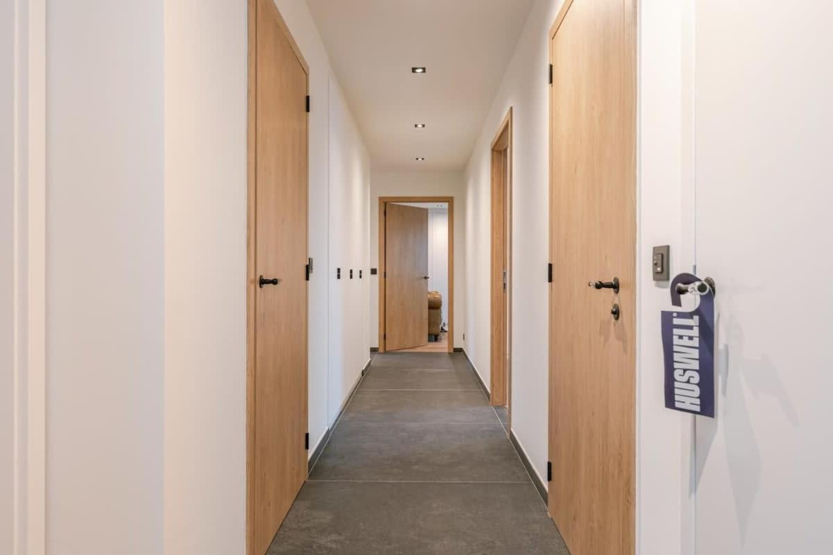 Huswell - Luxurious Apartment With Parking Beernem ภายนอก รูปภาพ
