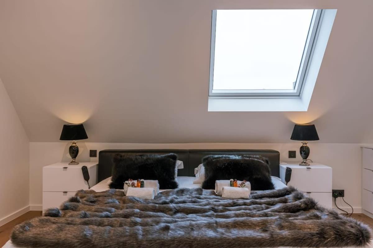 Huswell - Luxurious Apartment With Parking Beernem ภายนอก รูปภาพ