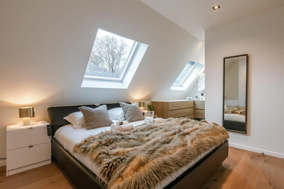 Huswell - Luxurious Apartment With Parking Beernem ภายนอก รูปภาพ